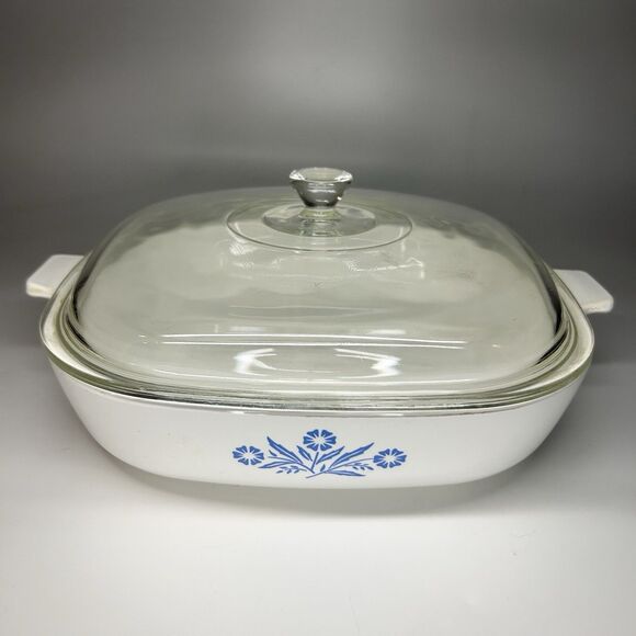 Corning Ware P-10-B Blue Cornflower 10" Covered Casserole Dish w/ Glass Lid Vtg - Picture 3 of 14